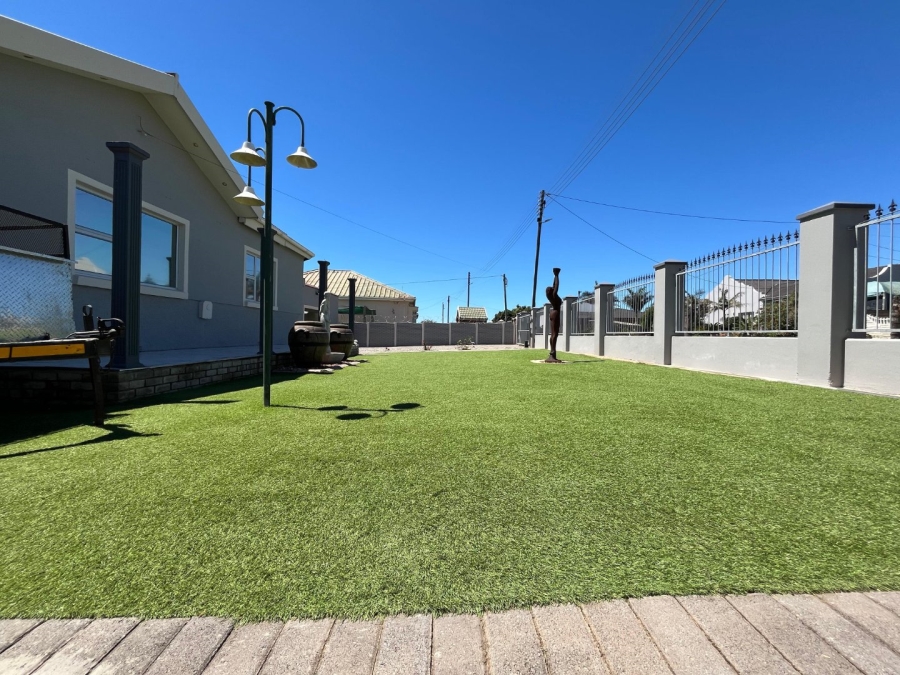 3 Bedroom Property for Sale in Bothasrus Eastern Cape